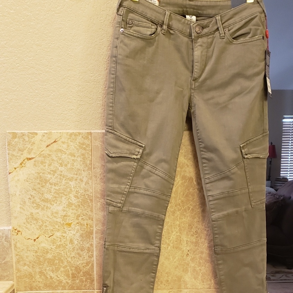 ANWT True Religion Halle Cargo Pants